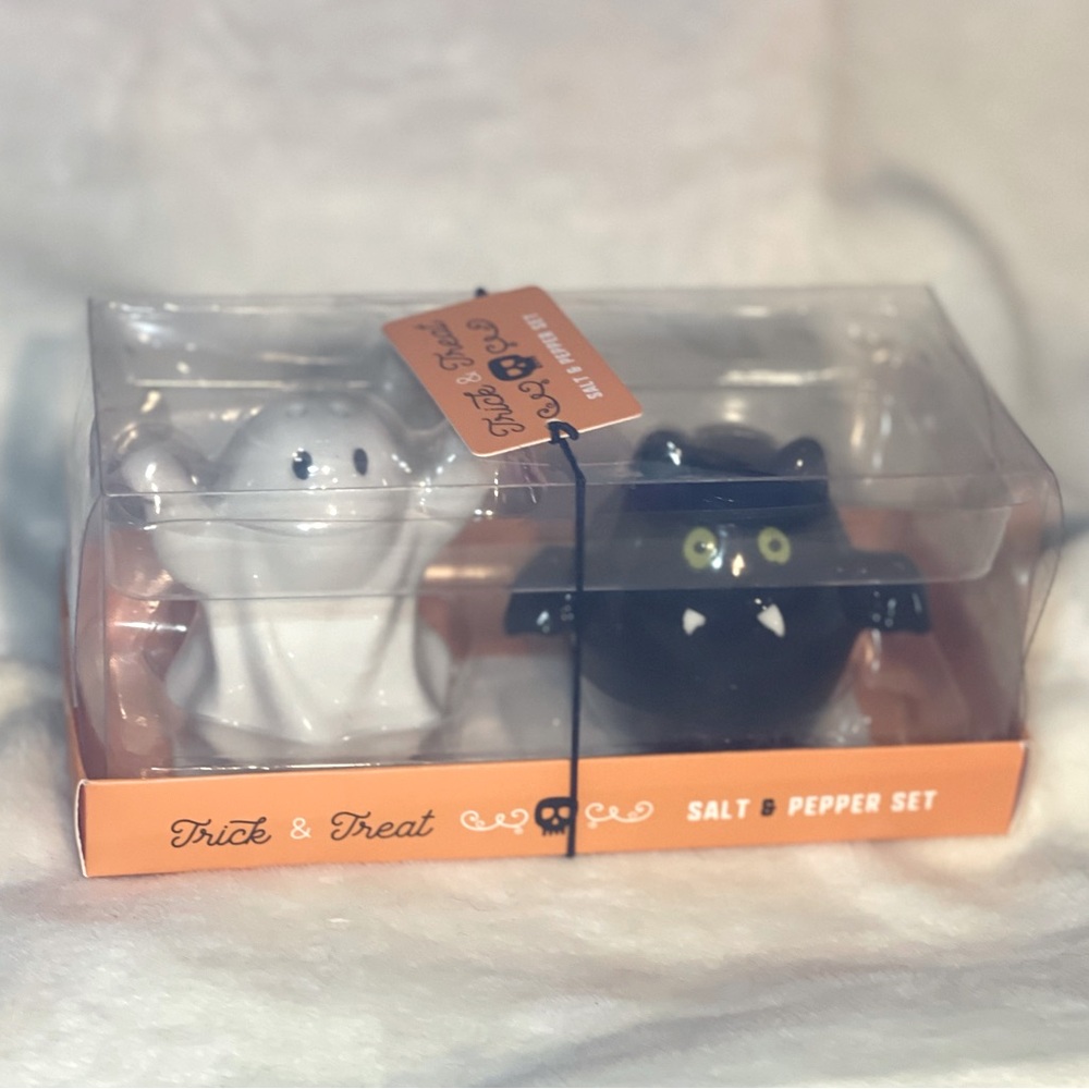 Ghost & Bat Set of Salt & Pepper Shakers